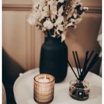 Detail_amenagement-showroom-cheminee-fleurs-sechees-yvonne&celestine